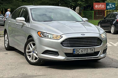 Седан Ford Fusion 2013 в Львове