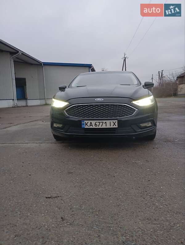 Седан Ford Fusion 2017 в Вишгороді