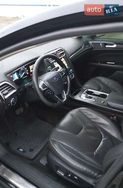 Седан Ford Fusion 2017 в Вышгороде