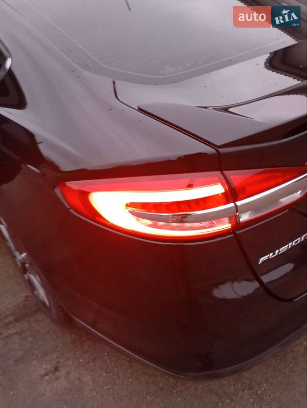 Седан Ford Fusion 2017 в Вишгороді