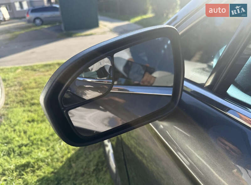 Седан Ford Fusion 2015 в Коломиї