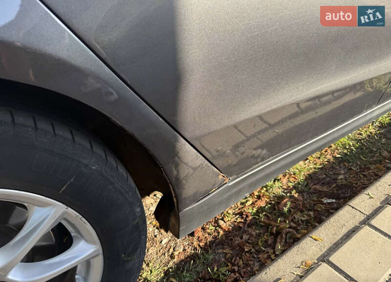 Седан Ford Fusion 2015 в Коломиї