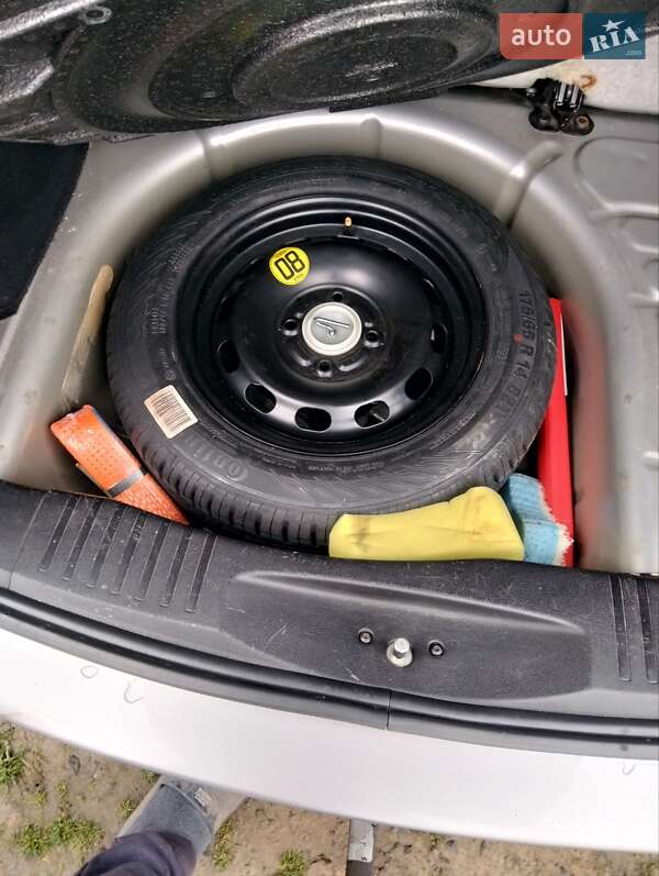 Хетчбек Ford Fusion 2010 в Рівному