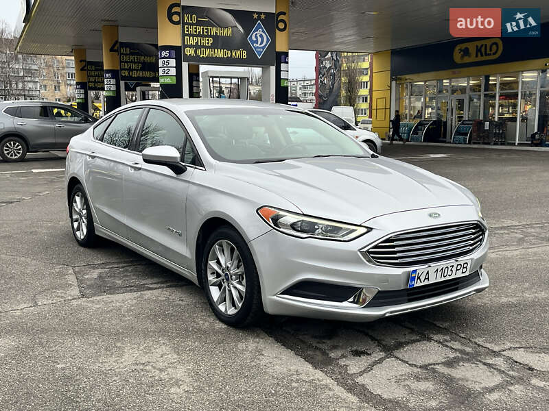 Седан Ford Fusion 2017 в Києві