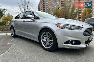 Седан Ford Fusion 2013 в Києві