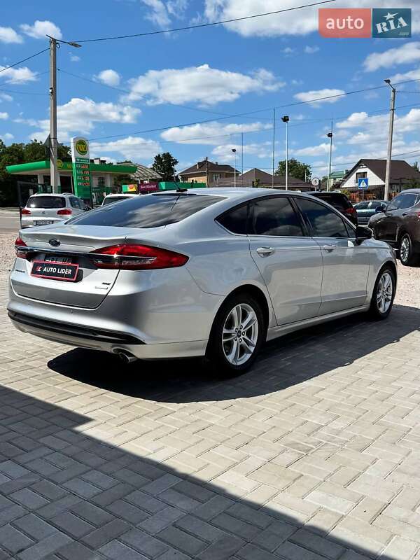 Седан Ford Fusion 2018 в Кропивницком