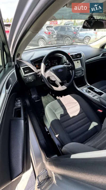 Седан Ford Fusion 2018 в Кропивницком