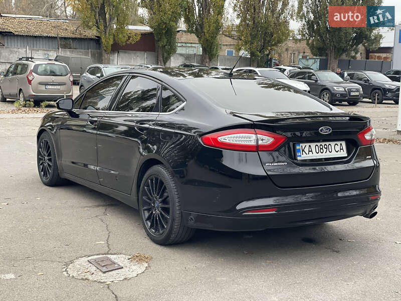 Седан Ford Fusion 2015 в Киеве фото 7 Седан Ford Fusion 2015 в Киеве