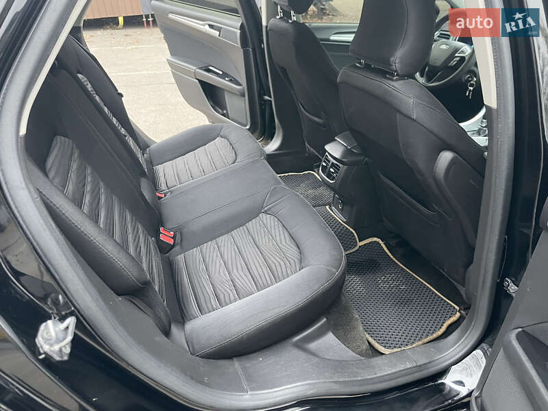Седан Ford Fusion 2015 в Киеве фото 14 Седан Ford Fusion 2015 в Киеве