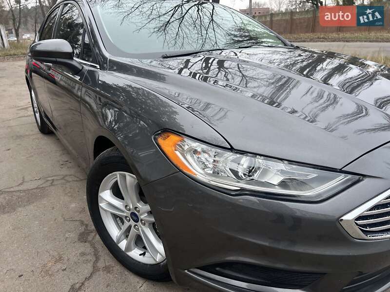 Седан Ford Fusion 2017 в Киеве фото 5 Седан Ford Fusion 2017 в Киеве