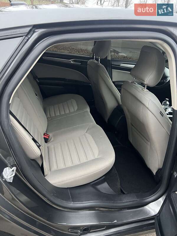 Седан Ford Fusion 2017 в Киеве фото 28 Седан Ford Fusion 2017 в Киеве