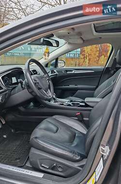 Седан Ford Fusion 2013 в Львове