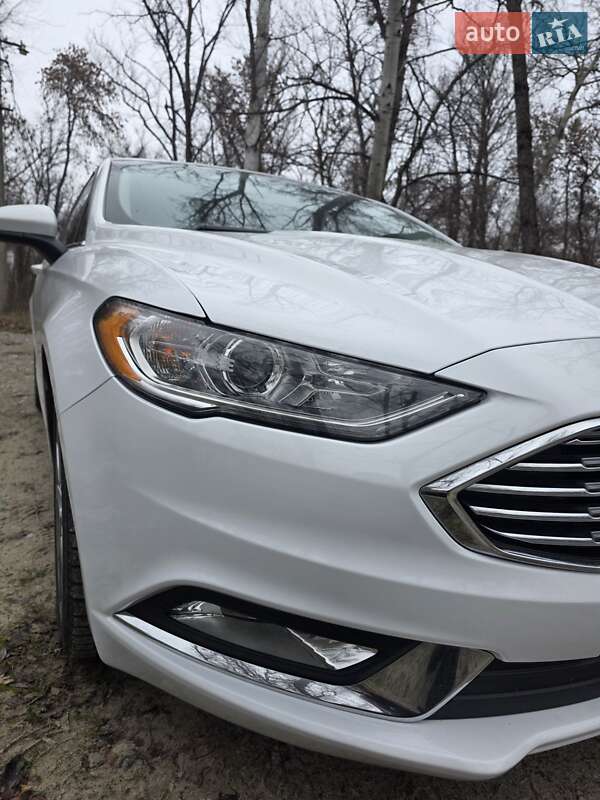 Седан Ford Fusion 2016 в Днепре
