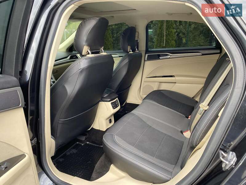 Седан Ford Fusion 2013 в Светловодске