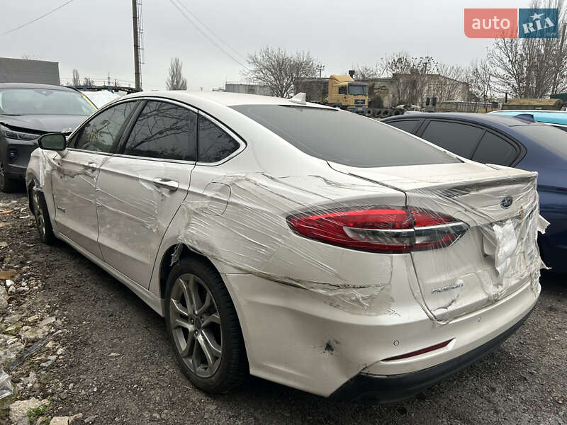Седан Ford Fusion 2019 в Одессе