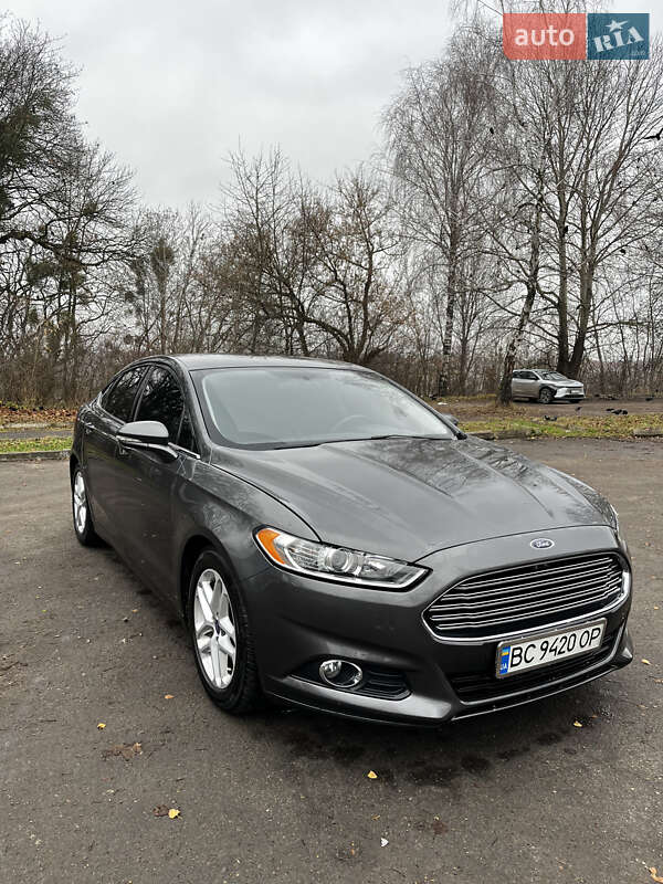 Седан Ford Fusion 2016 в Золочеве