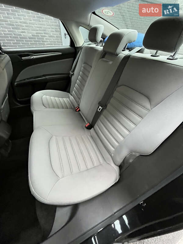 Седан Ford Fusion 2014 в Києві фото 21 Седан Ford Fusion 2014 в Києві