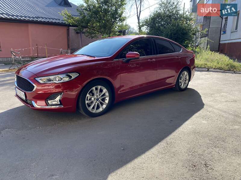 Седан Ford Fusion 2020 в Ровно