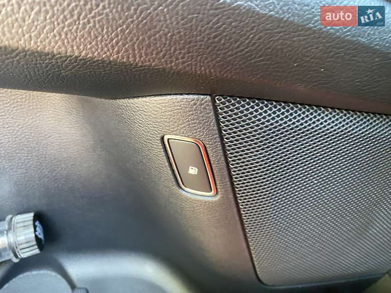 Седан Ford Fusion 2020 в Ровно