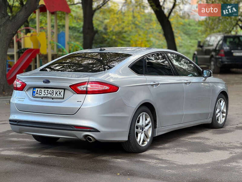 Седан Ford Fusion 2015 в Киеве