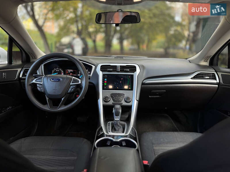 Седан Ford Fusion 2015 в Киеве