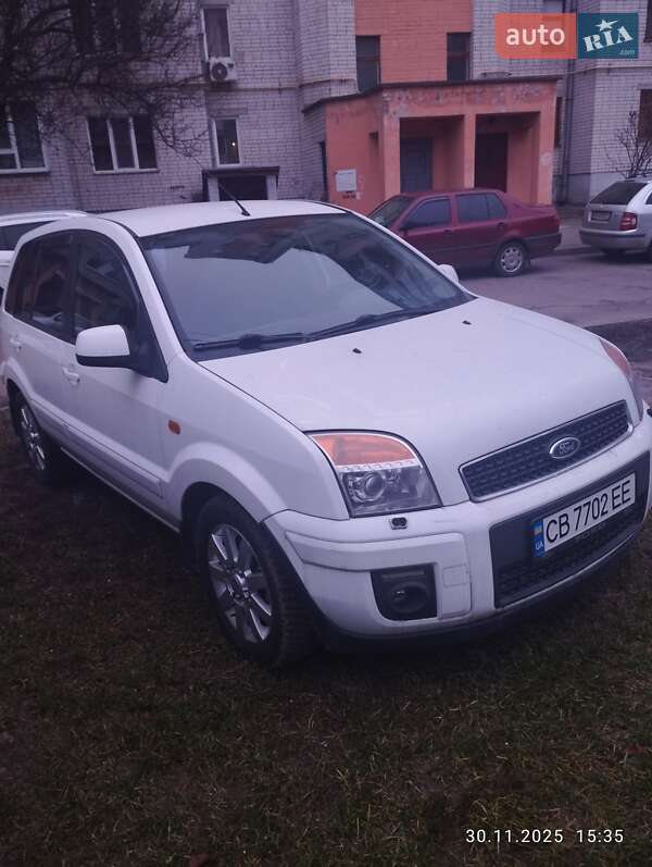 Хэтчбек Ford Fusion 2011 в Чернигове фото 9 Хэтчбек Ford Fusion 2011 в Чернигове