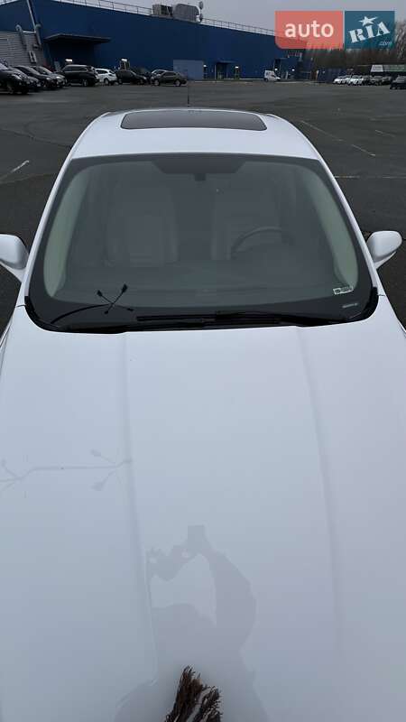 Седан Ford Fusion 2016 в Киеве фото 11 Седан Ford Fusion 2016 в Киеве