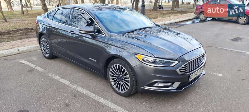 Седан Ford Fusion 2017 в Киеве фото 10 Седан Ford Fusion 2017 в Киеве