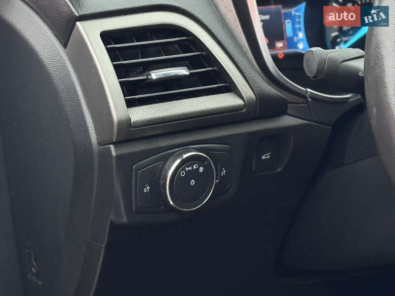 Седан Ford Fusion 2017 в Киеве