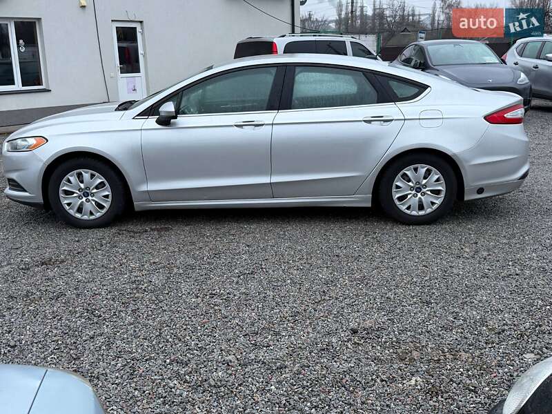 Седан Ford Fusion 2014 в Борисполі