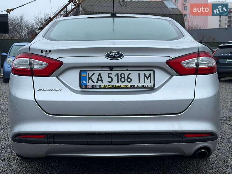 Седан Ford Fusion 2014 в Борисполі