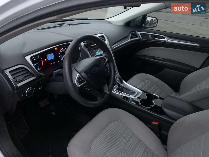 Седан Ford Fusion 2016 в Киеве фото 8 Седан Ford Fusion 2016 в Киеве