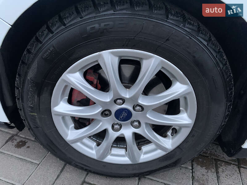 Седан Ford Fusion 2016 в Киеве фото 21 Седан Ford Fusion 2016 в Киеве