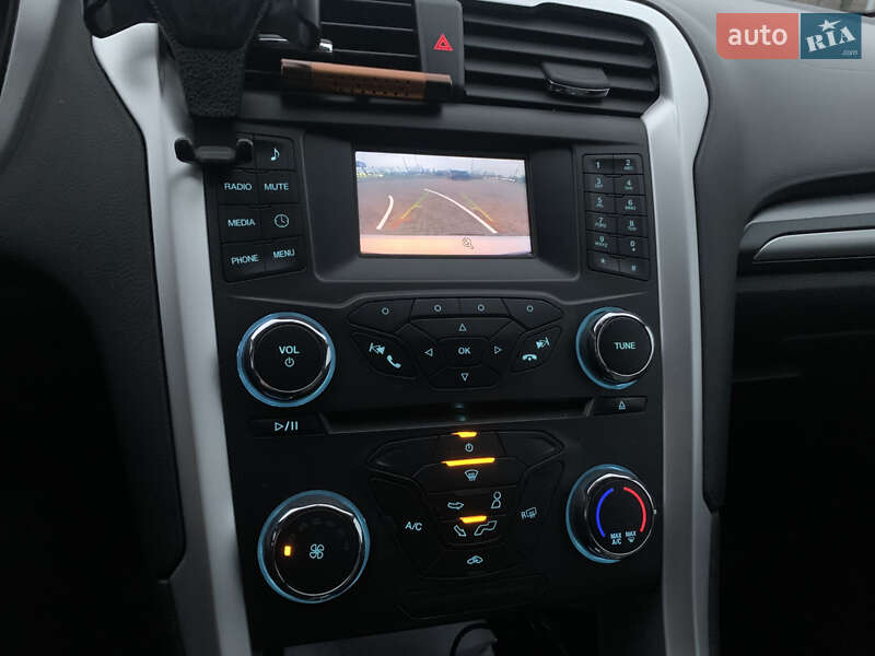 Седан Ford Fusion 2016 в Киеве фото 25 Седан Ford Fusion 2016 в Киеве