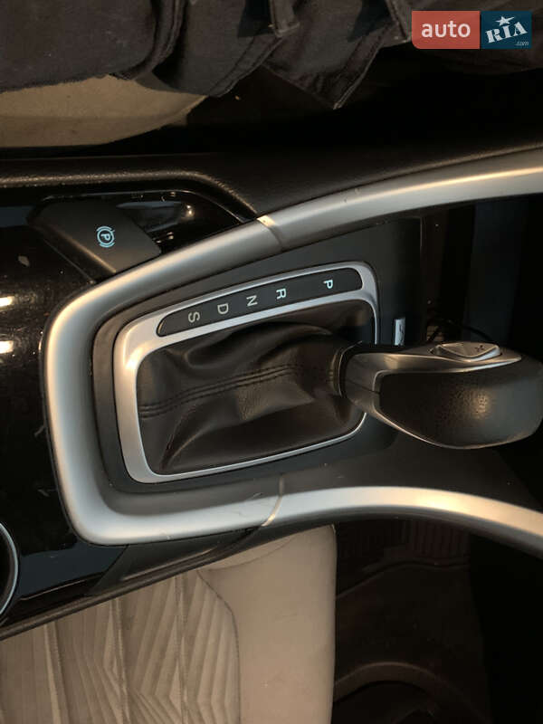 Седан Ford Fusion 2016 в Киеве фото 29 Седан Ford Fusion 2016 в Киеве