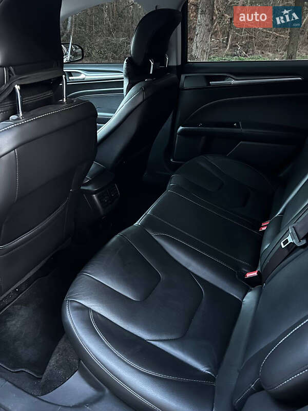 Седан Ford Fusion 2013 в Киеве