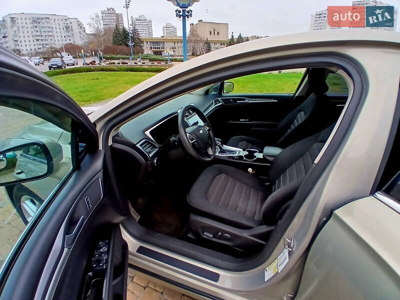 Седан Ford Fusion 2015 в Южном фото 14 Седан Ford Fusion 2015 в Южном