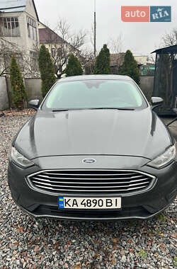 Седан Ford Fusion 2019 в Києві
