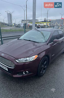 Седан Ford Fusion 2013 в Рівному