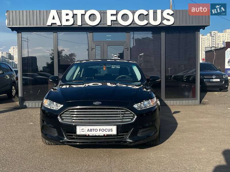 Седан Ford Fusion 2016 в Киеве фото 3 Седан Ford Fusion 2016 в Киеве