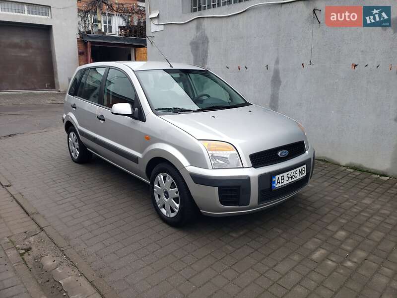 Хетчбек Ford Fusion 2009 в Вінниці