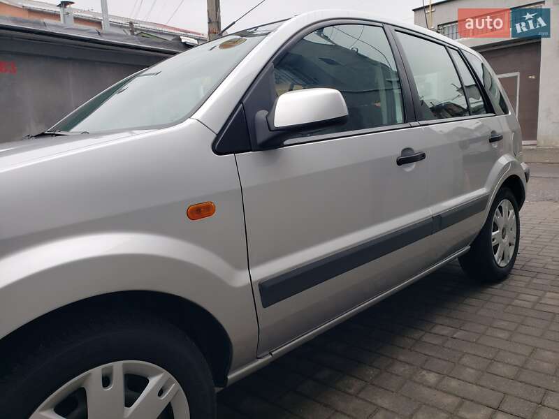 Хетчбек Ford Fusion 2009 в Вінниці