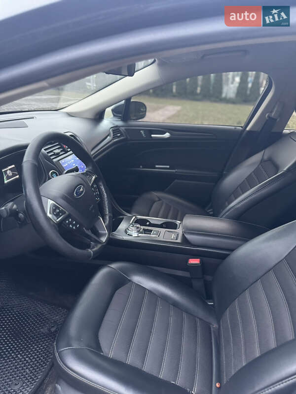 Седан Ford Fusion 2018 в Харькове фото 17 Седан Ford Fusion 2018 в Харькове