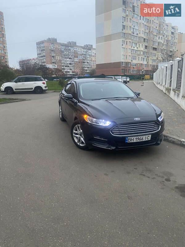 Ford Fusion 2015