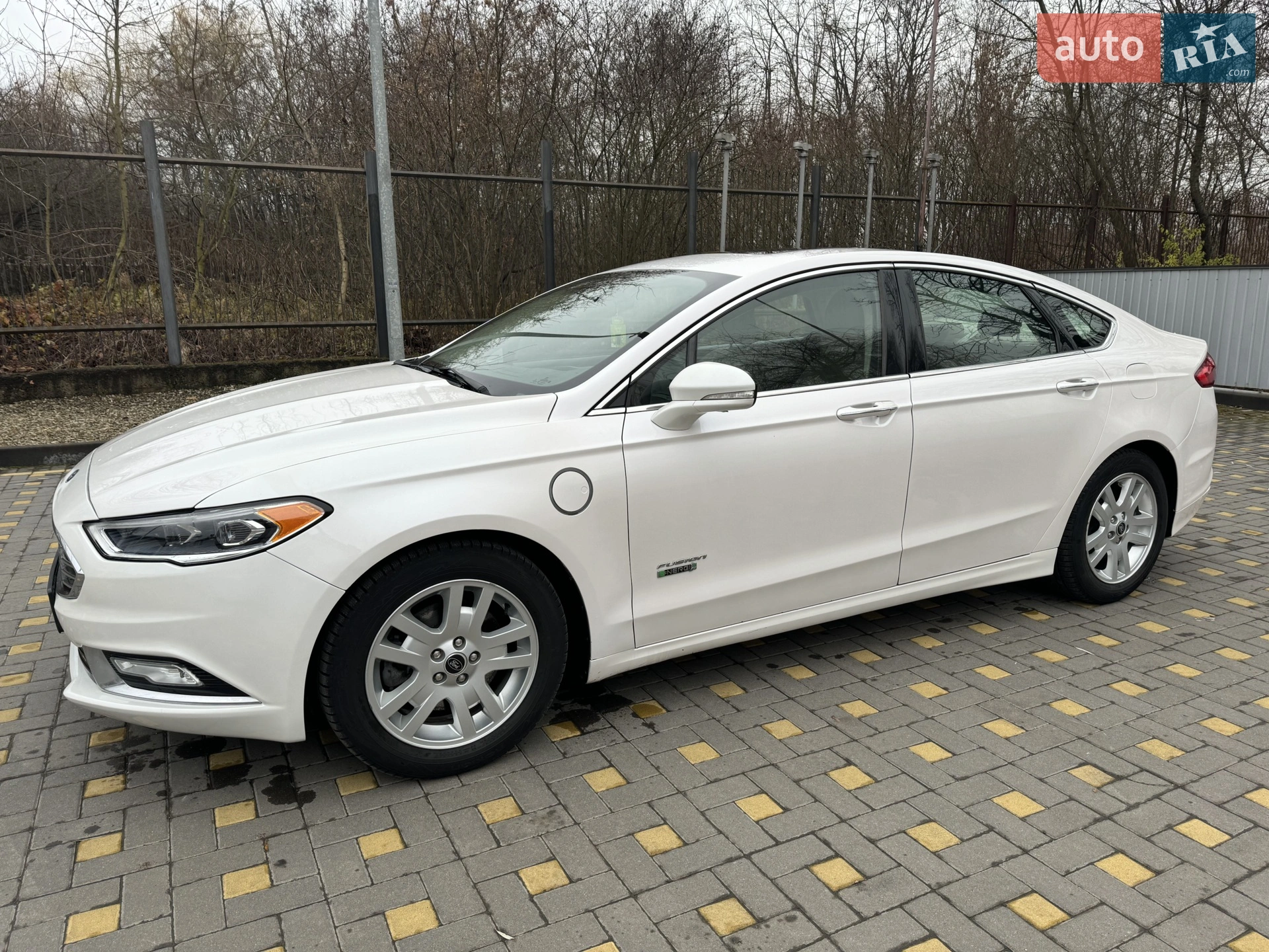 2016 Ford Fusion - мініатюра 11