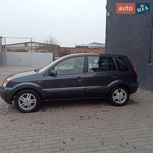 Хэтчбек Ford Fusion 2008 в Ивано-Франковске