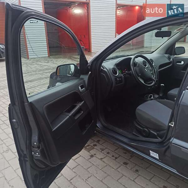 Хэтчбек Ford Fusion 2008 в Ивано-Франковске