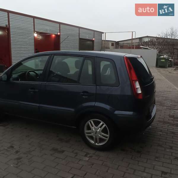 Хэтчбек Ford Fusion 2008 в Ивано-Франковске