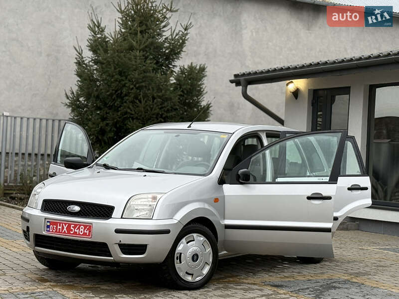 Хэтчбек Ford Fusion 2005 в Тернополе