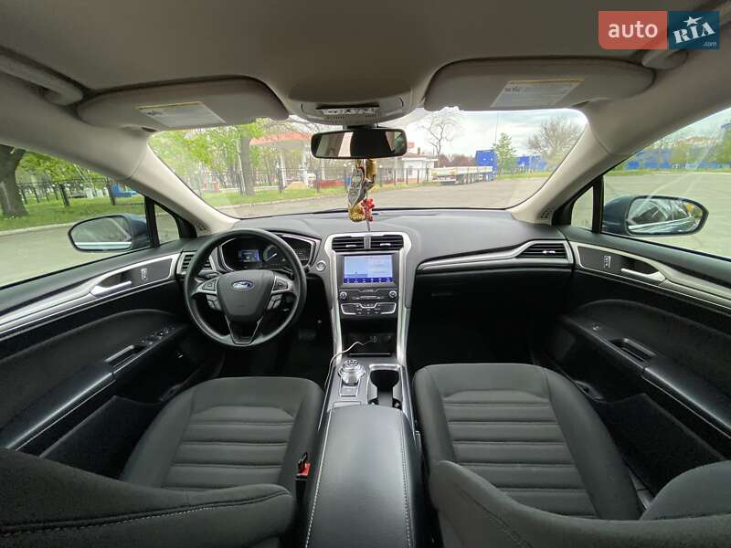 Седан Ford Fusion 2018 в Одессе